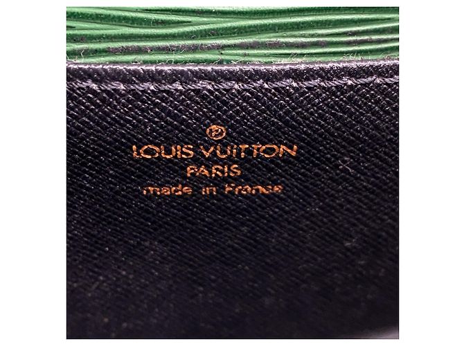 Borsa a tracolla Louis Vuitton Epi Saint Cloud in verde Borneo - vista 5