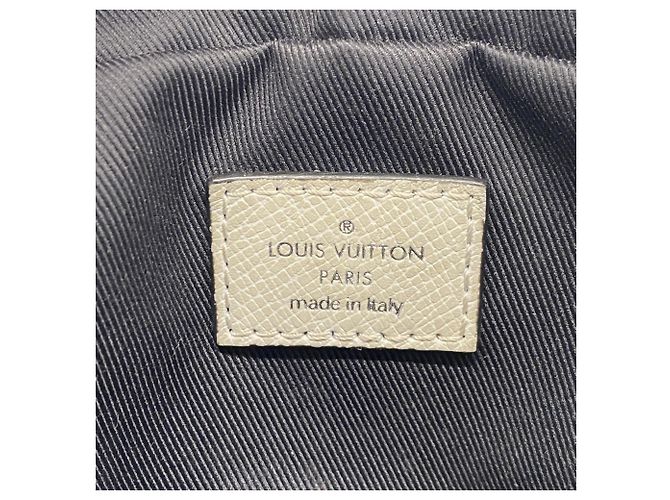 Bumbag Taigarama Louis Vuitton Bianco - vista 5