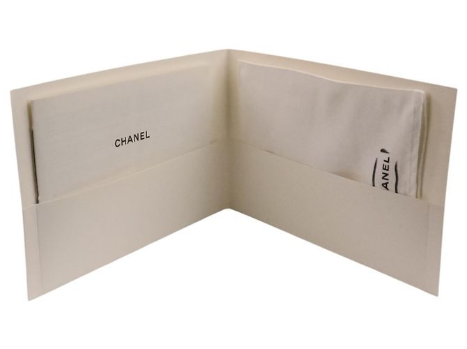Timeless Borsa a tracolla Chanel Coco Mark Matelassé Caviar Skin Small Flap Chain Nero - vista 15