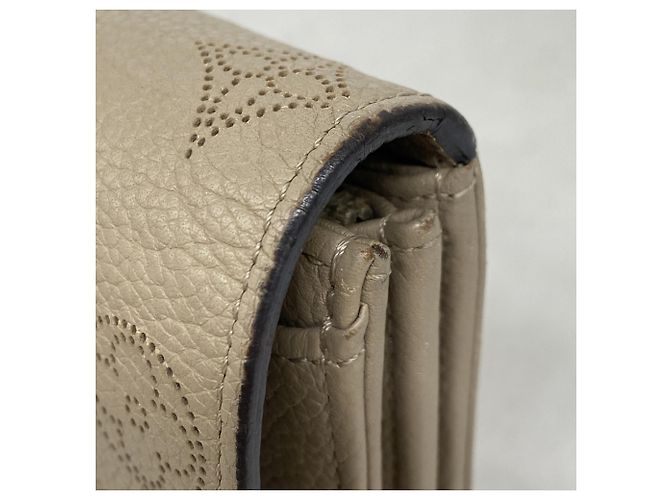 Louis Vuitton Mahina Portefeuille Iris Long Wallet - vista 6