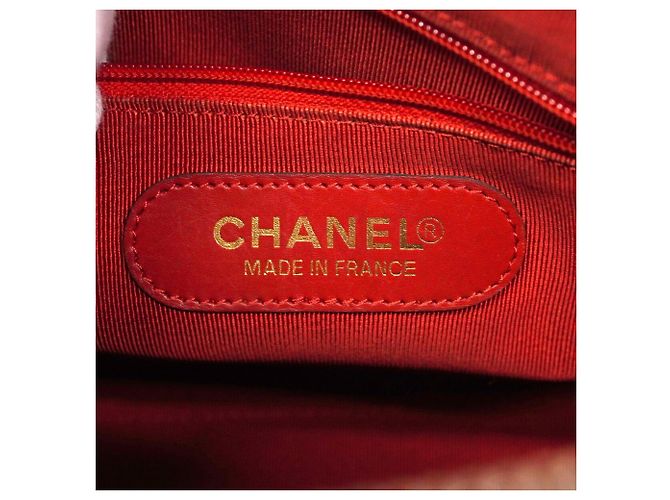 Borsa Chanel in pelle di vitello martellata rossa Rosso - vista 5