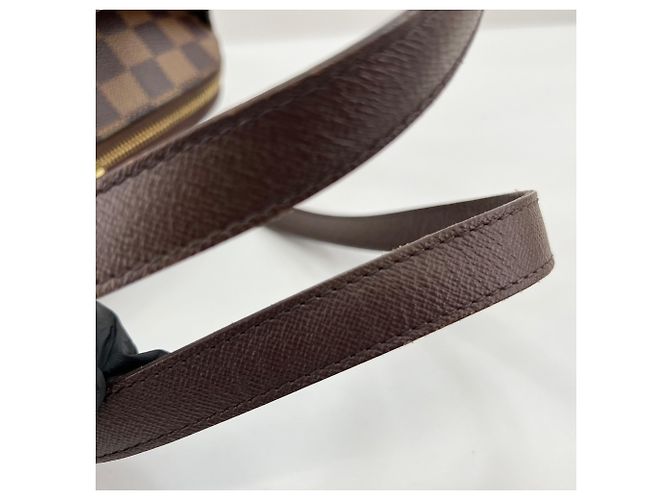 Borsa a Spalla Louis Vuitton Belem MM Marrone - vista 11