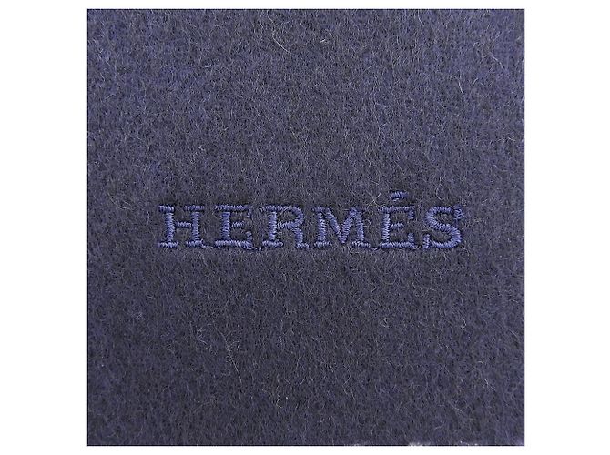 Hermès Hermes Recto Verso Cashmere Stole - view 7