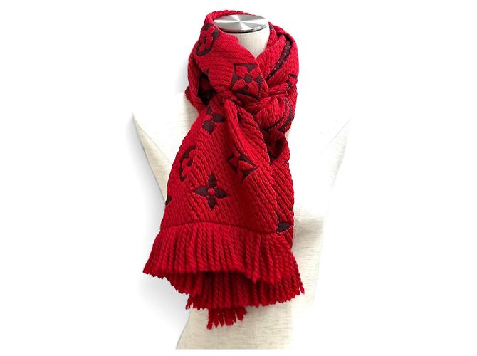 Louis Vuitton Ruby Wool Silk Blend Stole Red - view 3