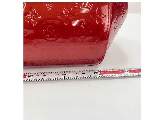 Borsa a Spalla Louis Vuitton Sherwood GM Rosso - vista 4