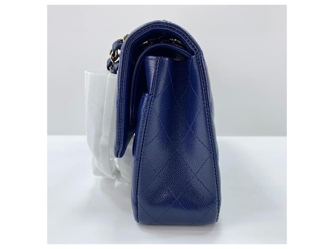 Borsa a tracolla Chanel Matelassé 25 Blu navy - vista 4