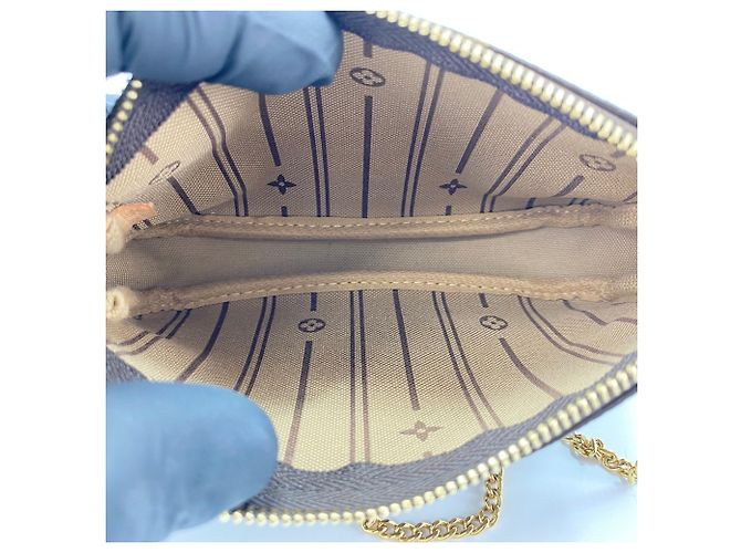 Borsa Louis Vuitton Mini Pochette Accessoires Marrone - vista 11