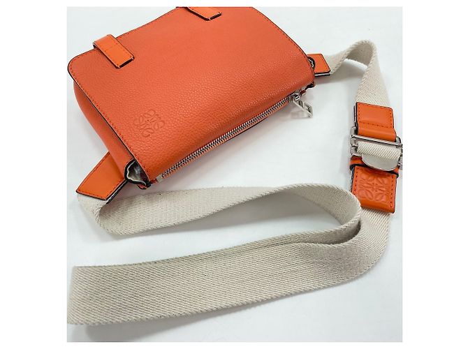 Marsupio militare Loewe in pelle arancione - vista 10
