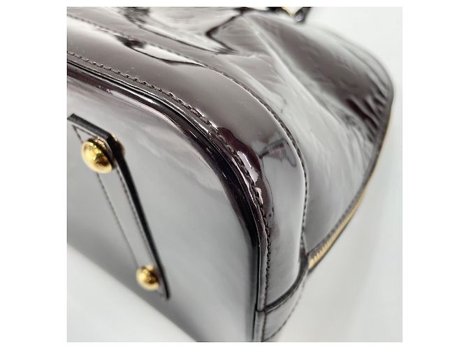 Borsa Louis Vuitton Alma GM Porpora - vista 9