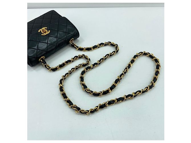 Borsa a Spalla Chanel Mini Matelassé Nero - vista 10