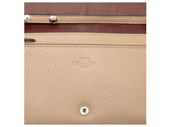 Clutch a tracolla Anna in pelle martellata beige Coach - vista 5