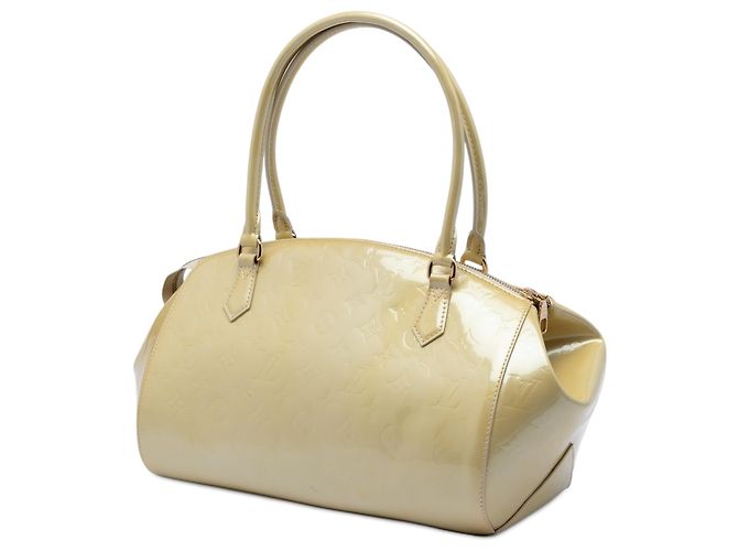 Louis Vuitton Beige Monogram Vernis Sherwood PM - vista 2