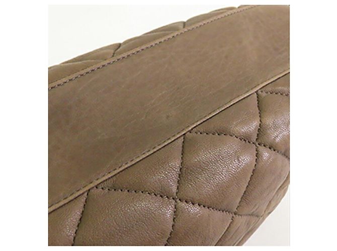 Borsa Chanel Brown Quilted Washed Lambskin Chain Around Hobo Marrone Taupe - vista 8