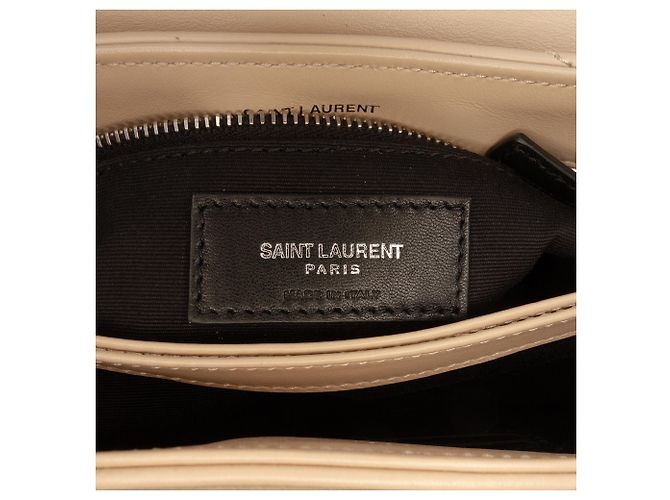Saint Laurent Borsa a tracolla LouLou in pelle di vitello trapuntata monogramma beige - vista 5