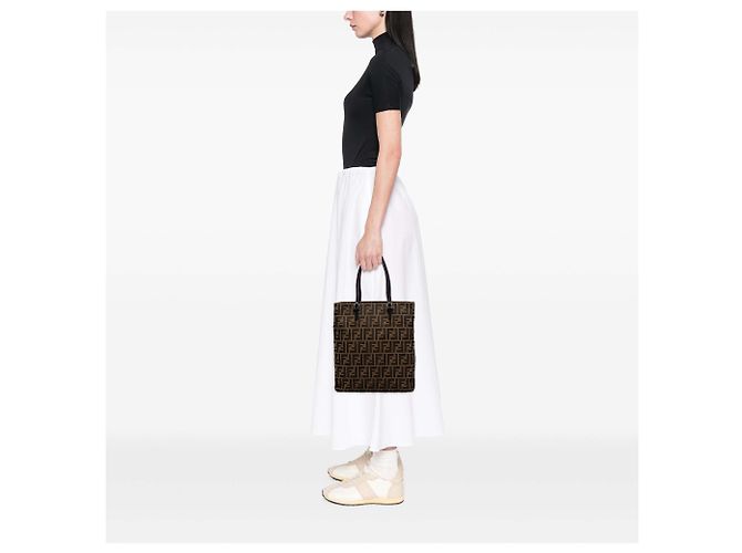 Fendi Tote aus braunem Zucca-Canvas - Ansicht 6