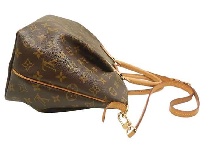 Louis Vuitton Marrom Monogram Turenne MM - vista 14