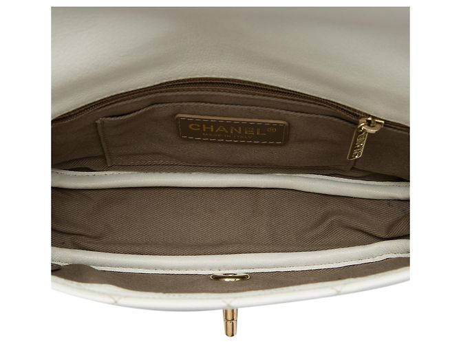 Chanel White CC Quilted Goatskin Casual Trip Flap Bianco - vista 4