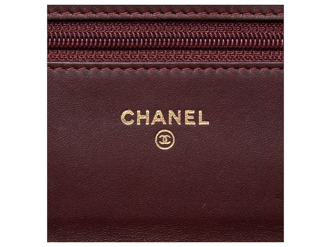 Wallet On Chain Portafoglio con catena Chanel Red Quilted Patent Reissue 2.55 Rosso Bordò - vista 5