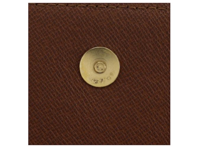 Louis Vuitton Marrone Monogram Musette Tango con Tracolla Corta - vista 9