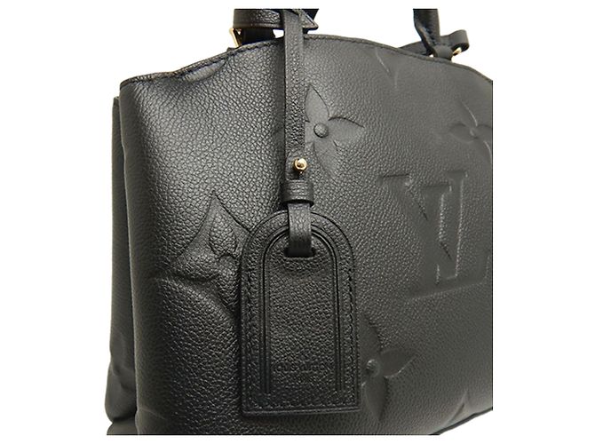Louis Vuitton Black Monogram Empreinte Giant Petit Palais Nero - vista 12