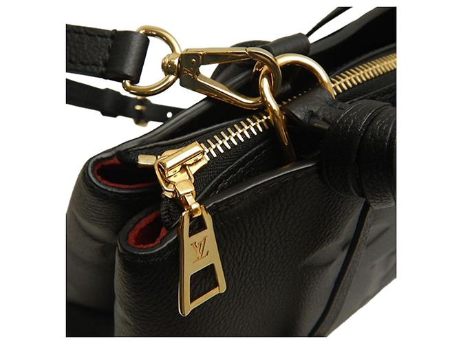 Louis Vuitton Black Monogram Empreinte Giant Petit Palais Nero - vista 13