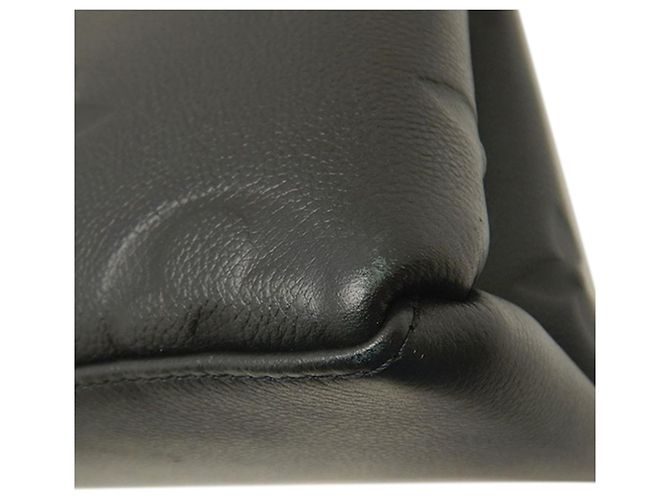 Louis Vuitton Black Monogram Empreinte Giant Petit Palais Nero - vista 17