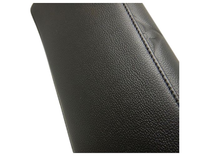 Louis Vuitton Black Monogram Empreinte Giant Petit Palais Nero - vista 19