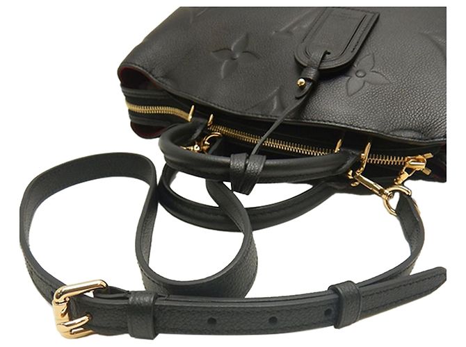 Louis Vuitton Black Monogram Empreinte Giant Petit Palais Nero - vista 20