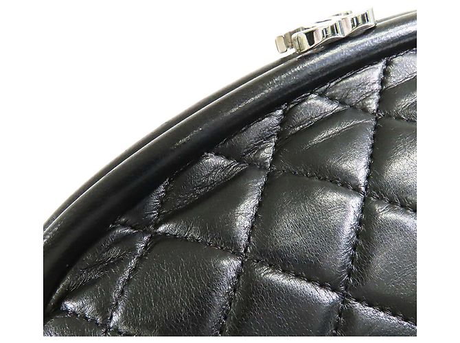 Clutch Timeless Kisslock in agnello trapuntato nero Chanel - vista 8