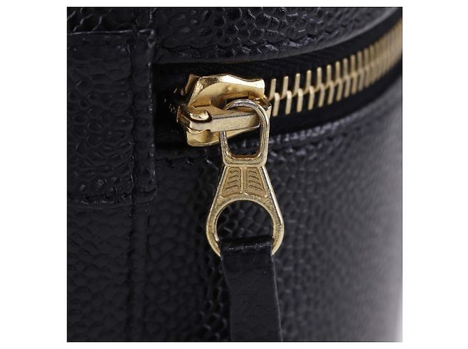 Vanity Beauty case Chanel Black CC Caviar Nero - vista 13