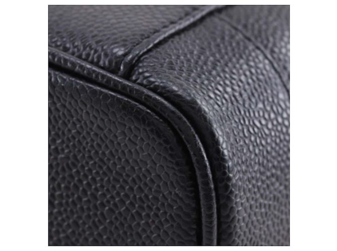Vanity Beauty case Chanel Black CC Caviar Nero - vista 18