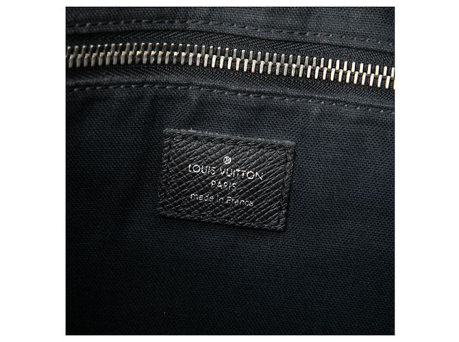 Louis Vuitton Black Taiga Roman MM Nero - vista 5