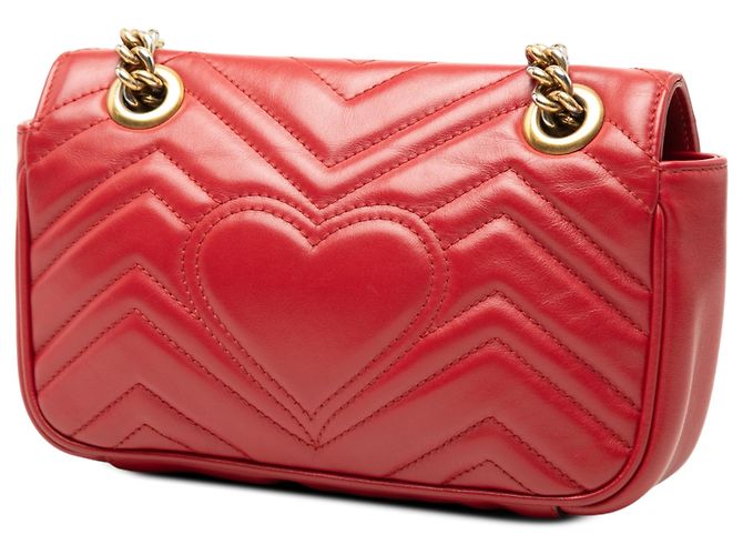 Borsa a tracolla Gucci Red Small GG Marmont Matelasse in pelle di vitello Rosso - vista 2