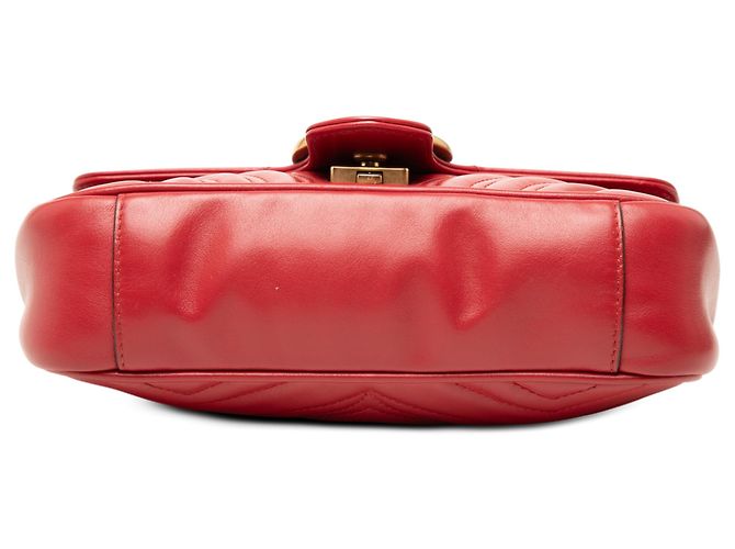 Borsa a tracolla Gucci Red Small GG Marmont Matelasse in pelle di vitello Rosso - vista 3