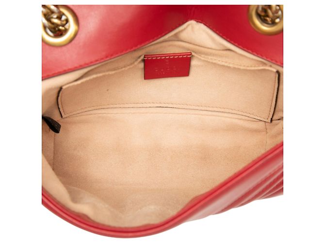 Borsa a tracolla Gucci Red Small GG Marmont Matelasse in pelle di vitello Rosso - vista 4