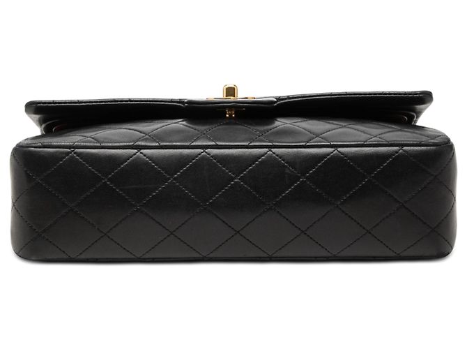 Chanel Black Medium Classic Lambskin Double Flap Nero - vista 3