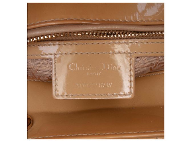 Dior Beige Large Patent Cannage Lady Dior - vista 5