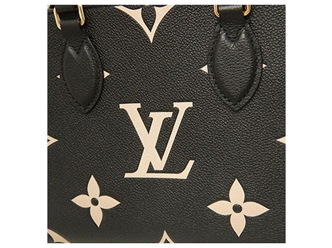 Louis Vuitton Black Bicolor Monogram Empreinte Giant Onthego PM Nero - vista 8
