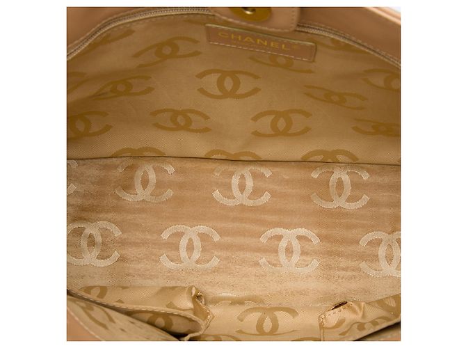 Tote Chanel en agneau beige avec triple CC - vue 4