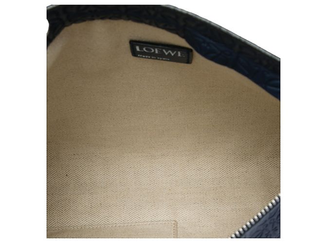 Clutch LOEWE Blue Embossed Anagram Leather Repeat T Blu navy - vista 4