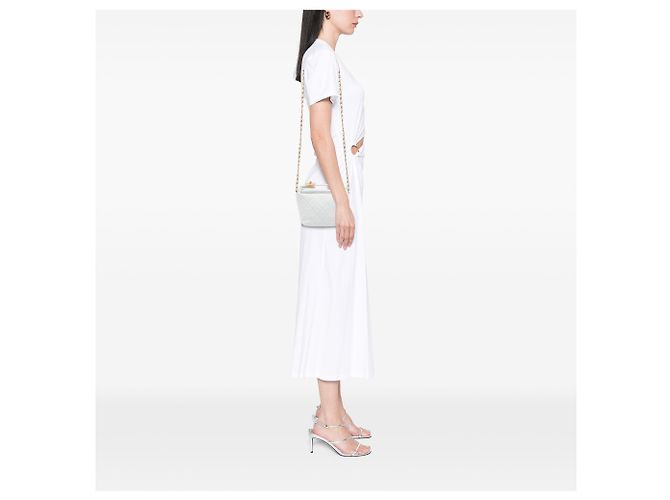 Chanel White Small Quilted Lambskin Perfect Meeting Hobo Bianco - vista 6
