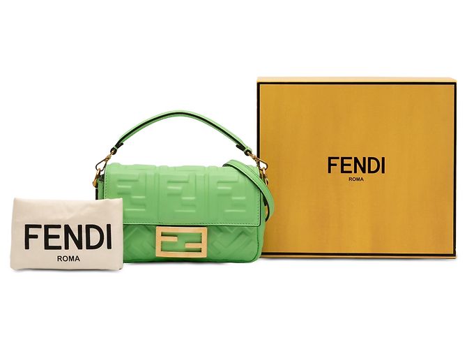 Bolso Baguette Fendi Verde en cuero con relieve Mini Zucca Verde claro - vista 7