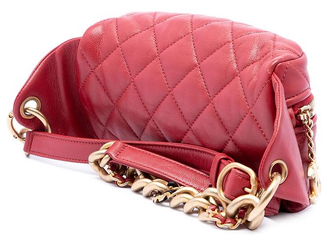 Chanel Red CC gesteppte Lammfell Gürteltasche Rot - Ansicht 2