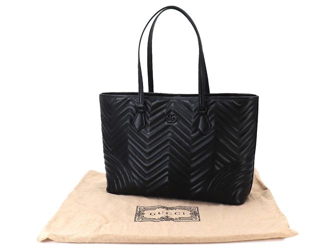 Gucci GG Marmont gesteppte große Tote Handtasche Schwarz - Ansicht 2
