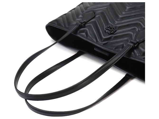 Gucci GG Marmont gesteppte große Tote Handtasche Schwarz - Ansicht 6