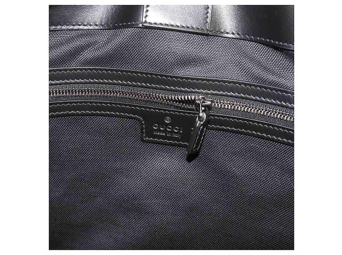 Gucci GG Marmont gesteppte große Tote Handtasche Schwarz - Ansicht 8