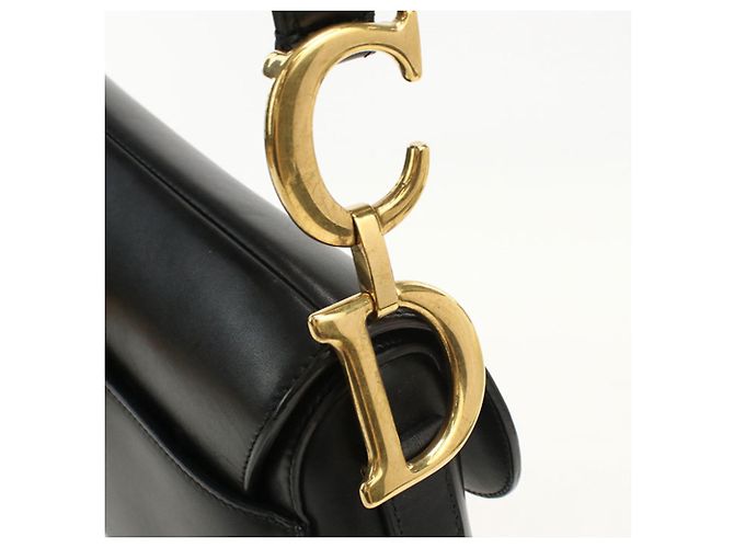 Christian Dior Schultertasche aus schwarzem Kalbsleder - Ansicht 5