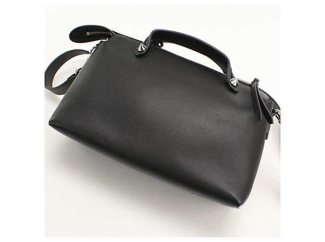 Borsa a mano Fendi in pelle di vitello nera Nero - vista 2