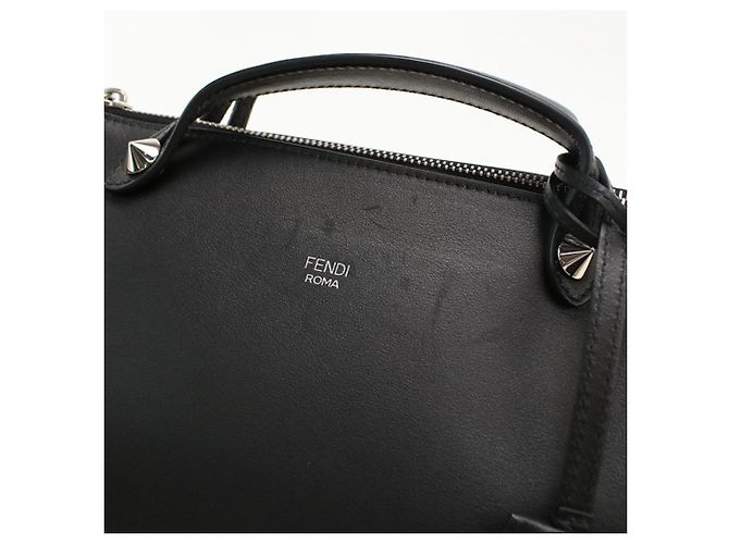 Borsa a mano Fendi in pelle di vitello nera Nero - vista 5