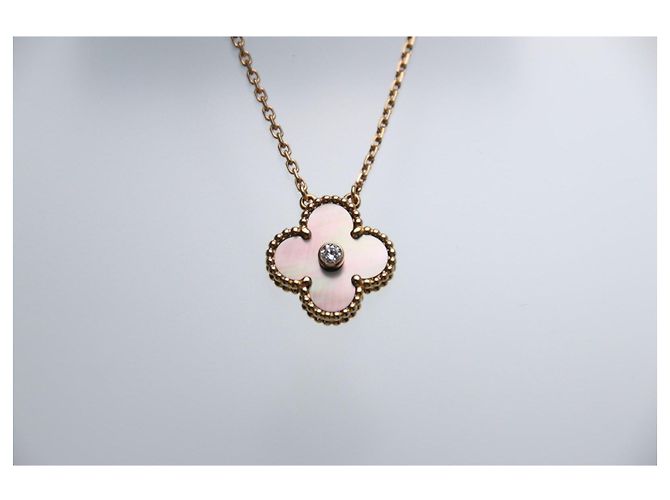 Van Cleef & Arpels Vintage Alhambra Anhänger Halskette S0009 Pink Golden - Ansicht 12